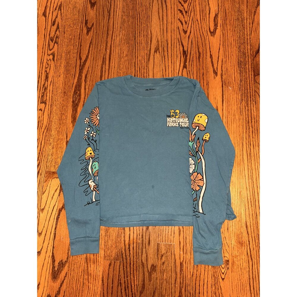 Parks Project 63 National Parks Boxy, Cropped Long Sleeve Tee Women's Size L